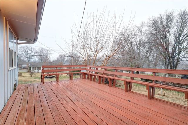 3613 Randall Drive, Independence, MO 64055