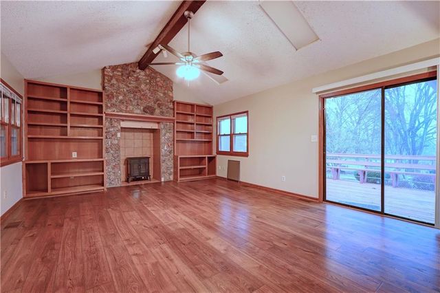 3613 Randall Drive, Independence, MO 64055