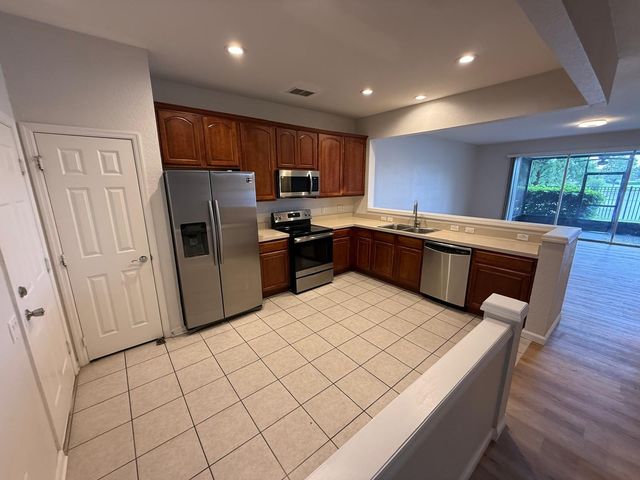 933 ENCLAIR STREET, Orlando, FL 32828