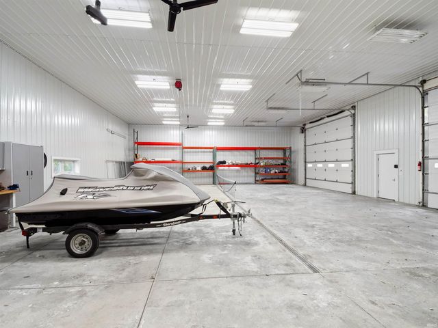 11199 NE Wawasee Drive, Syracuse, IN 46567