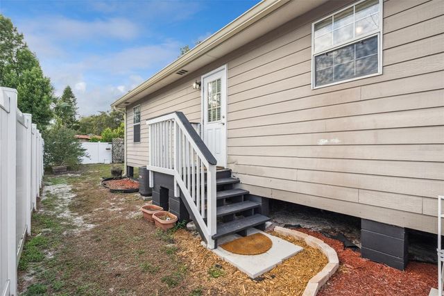 320 N. NEW HAMPSHIRE, Apopka, FL 32712