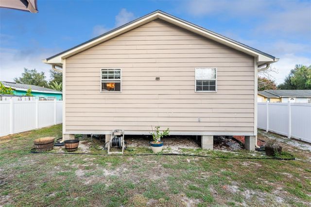 320 N. NEW HAMPSHIRE, Apopka, FL 32712