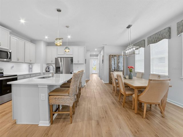 3760 MAXWELL PARK DRIVE, Sun City Center, FL 33573