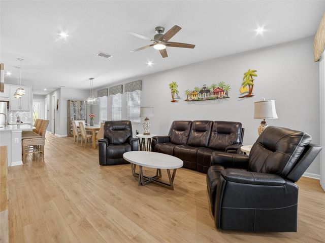 3760 MAXWELL PARK DRIVE, Sun City Center, FL 33573