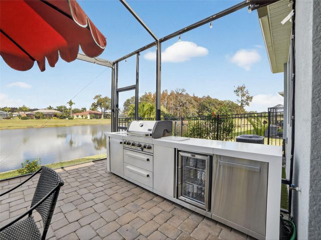 3760 MAXWELL PARK DRIVE, Sun City Center, FL 33573