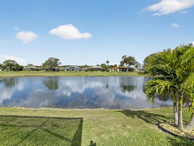 3760 MAXWELL PARK DRIVE, Sun City Center, FL 33573