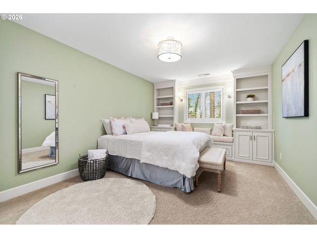 5711 Nw 144TH Cir, Vancouver, WA 98685