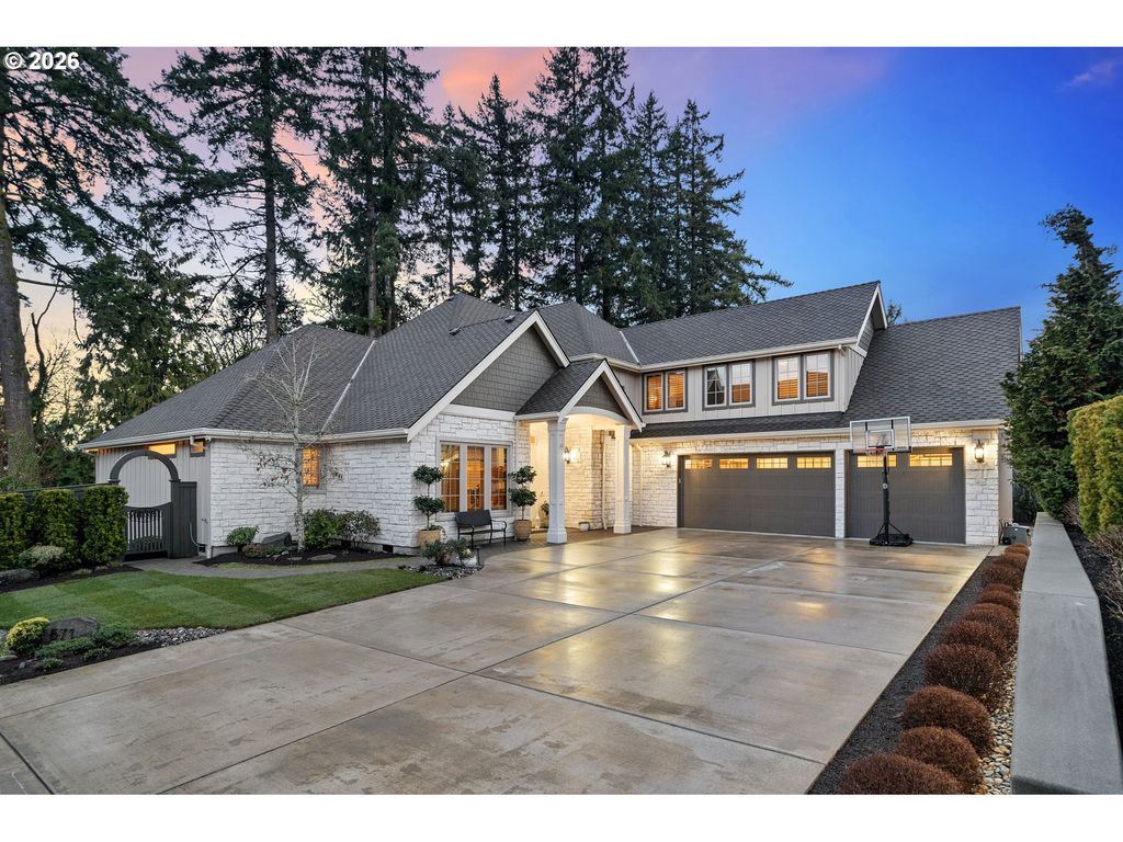 5711 Nw 144TH Cir, Vancouver, WA 98685