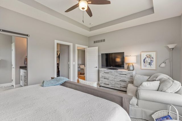 810 S Balsam Street, West Des Moines, IA 50266