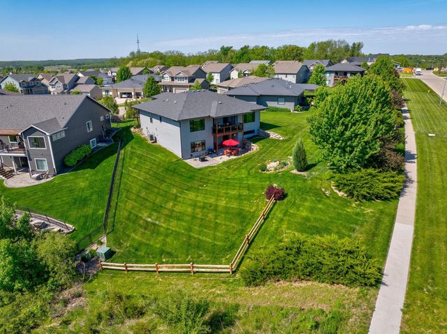810 S Balsam Street, West Des Moines, IA 50266