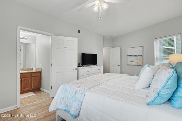 2230 Beach Drive, 508, Gulfport, MS 39507