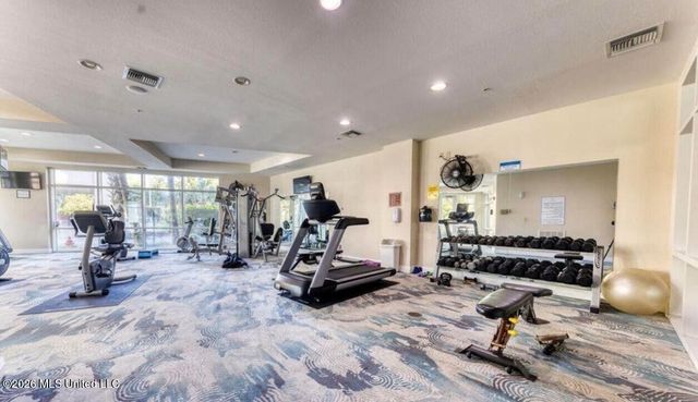 2230 Beach Drive, 508, Gulfport, MS 39507