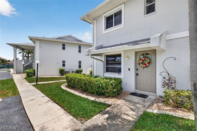 5027 SW 16th PL 101, Cape Coral, FL 33914