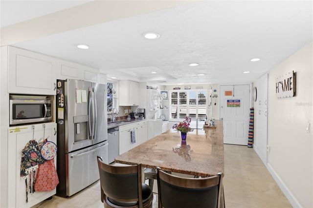 3804 GULF OF MEXICO DRIVE B207, Longboat Key, FL 34228