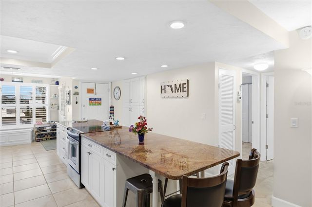 3804 GULF OF MEXICO DRIVE B207, Longboat Key, FL 34228