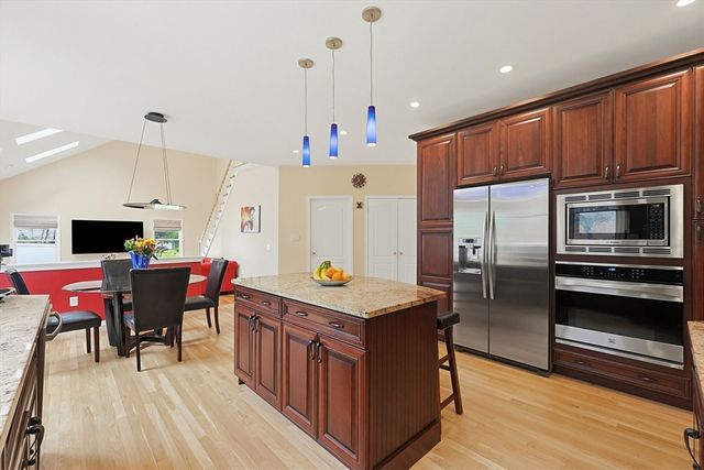 35 Firebrick Rd, Sharon, MA 02067