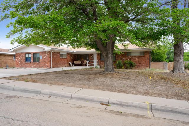 2957 Wisconsin Street NE, Albuquerque, NM 87110