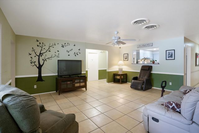 2957 Wisconsin Street NE, Albuquerque, NM 87110