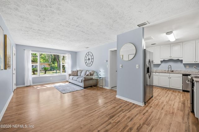 1932 DELRAY Avenue, Jacksonville, FL 32210