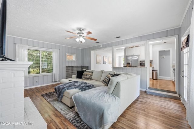 1932 DELRAY Avenue, Jacksonville, FL 32210