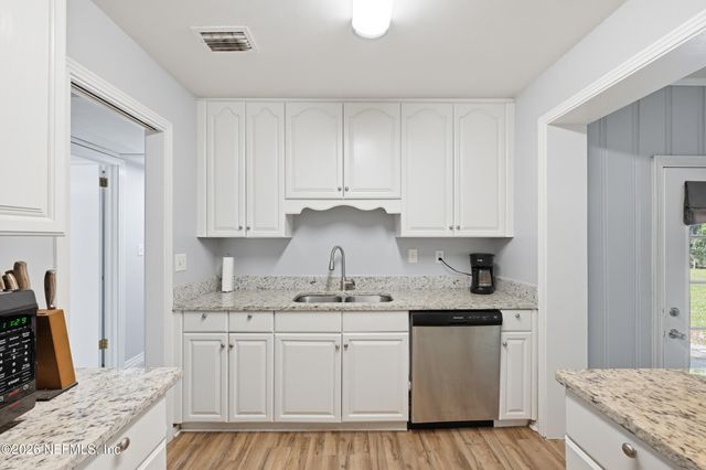 1932 DELRAY Avenue, Jacksonville, FL 32210