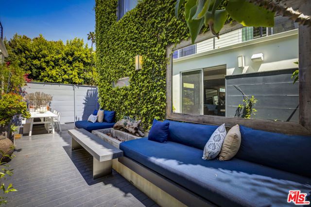 814 Crestmoore Place, Venice (los Angeles), CA 90291