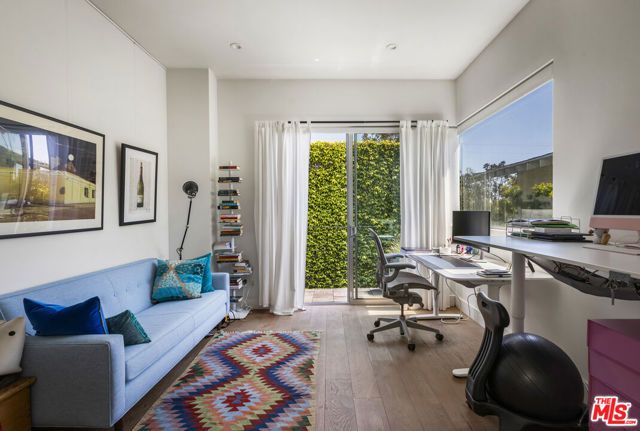 814 Crestmoore Place, Venice (los Angeles), CA 90291