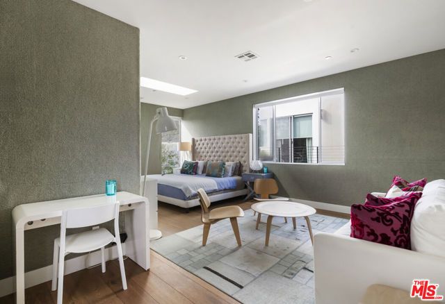 814 Crestmoore Place, Venice (los Angeles), CA 90291