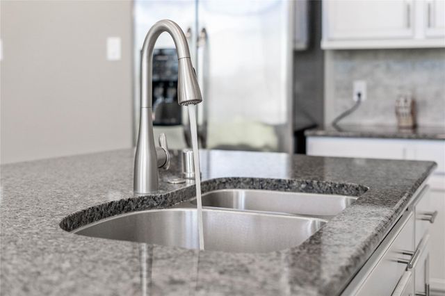 9323 Dochfour Lane, Tomball, TX 77375