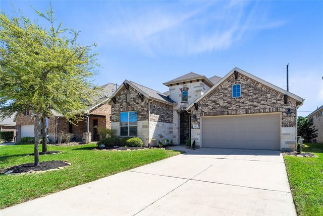 9323 Dochfour Lane, Tomball, TX 77375