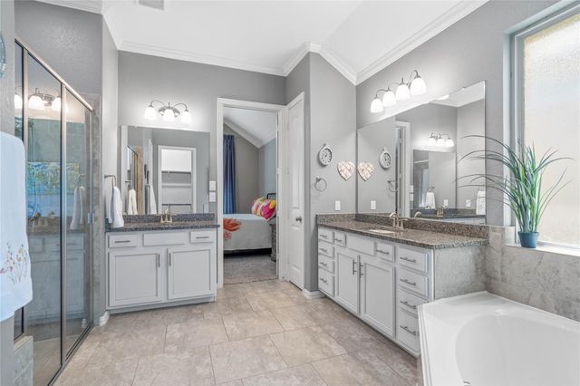 9323 Dochfour Lane, Tomball, TX 77375