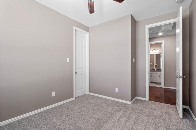 9323 Dochfour Lane, Tomball, TX 77375