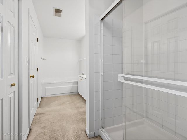 31104 Carpenter Court, Warrenville, IL 60555