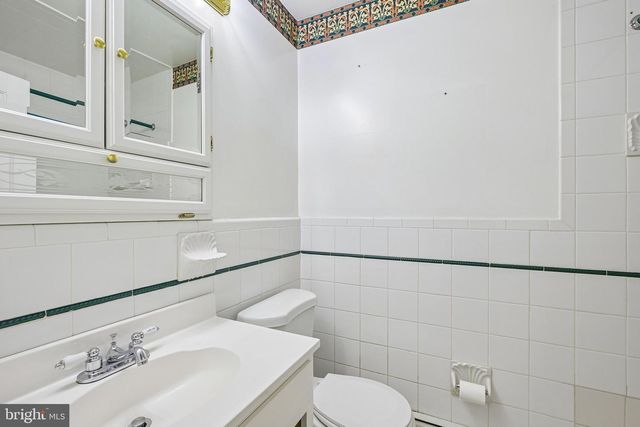 12209 THORNTON RD, Philadelphia, PA 19154