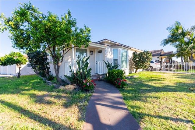 10106 Capistrano Ave, South Gate, CA 90280