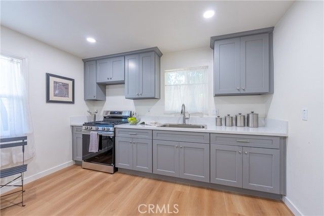 10106 Capistrano Ave, South Gate, CA 90280