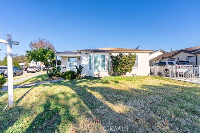 10106 Capistrano Ave, South Gate, CA 90280