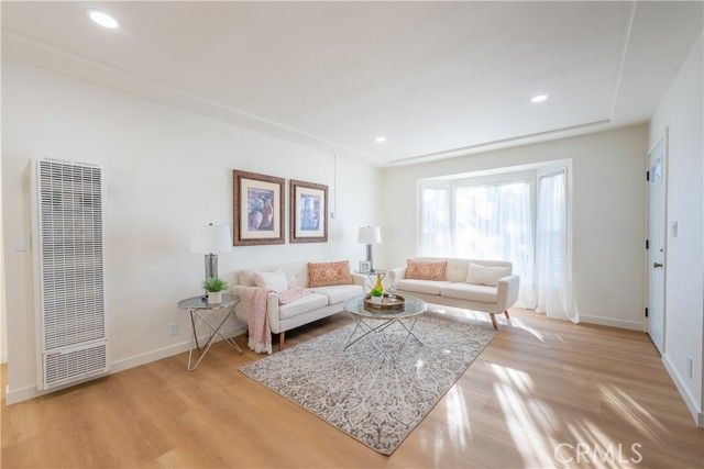 10106 Capistrano Ave, South Gate, CA 90280