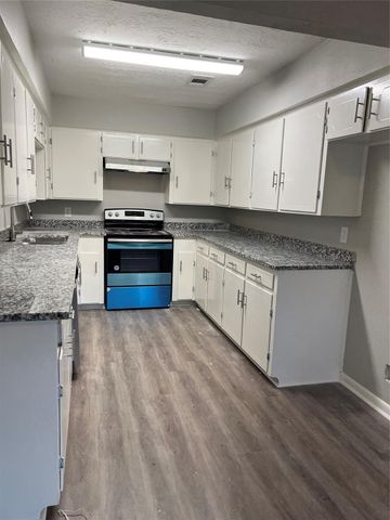 1418 2nd Avenue N, Texas City, TX 77590