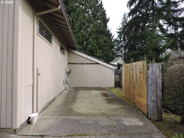 9780 Sw RODEO Pl, Beaverton, OR 97008