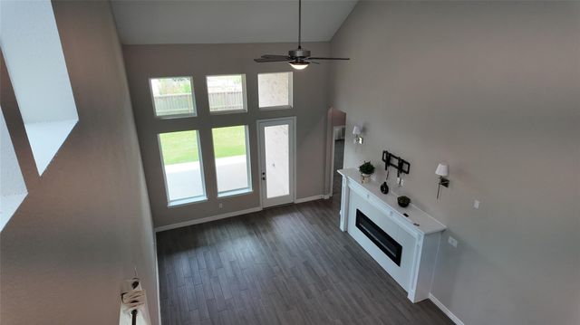 360 Mallorn Lane, Montgomery, TX 77316