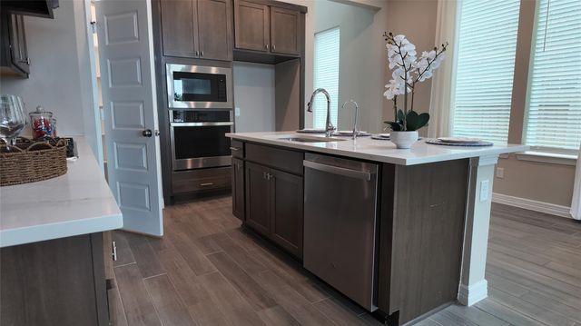 360 Mallorn Lane, Montgomery, TX 77316