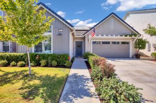 287 Huntington Avenue S, Madera, CA 93636