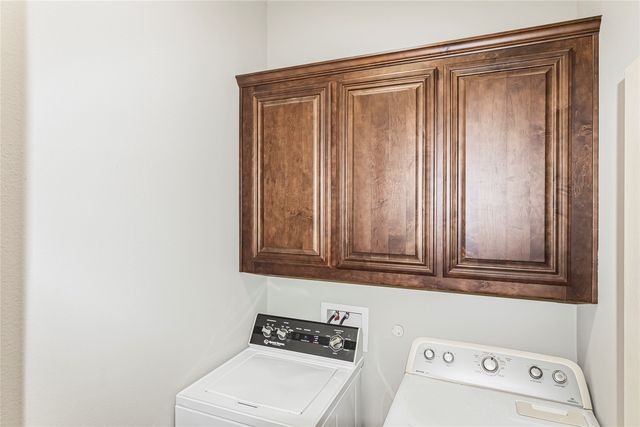 803 Lakeview Drive, Alvarado, TX 76009