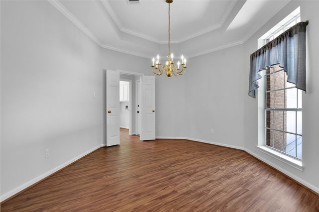 152 W Amberglow Circle, The Woodlands, TX 77381