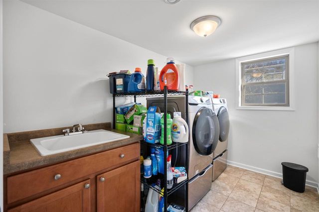 901 Blue Mounds Street, Mount Horeb, WI 53572