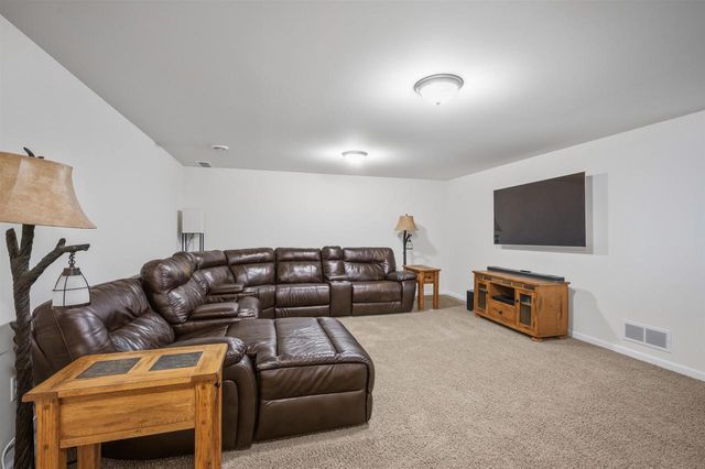 901 Blue Mounds Street, Mount Horeb, WI 53572