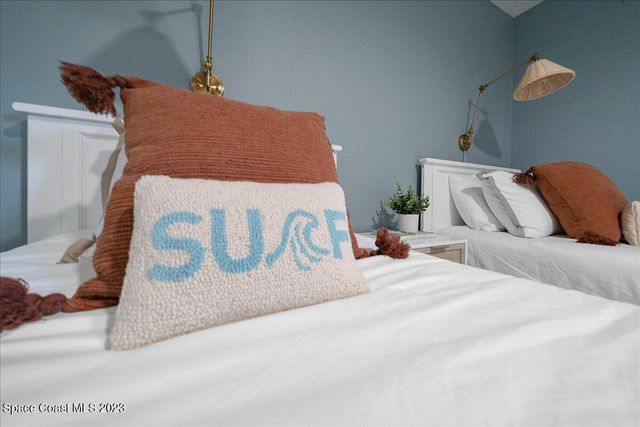 3256 Sea Oats Circle, Melbourne Beach, FL 32951