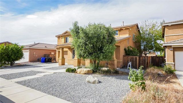 11938 Tiffany, Victorville, CA 92392