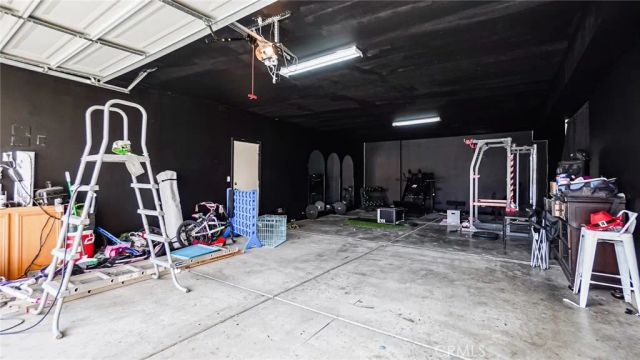 11938 Tiffany, Victorville, CA 92392